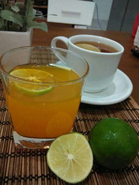 Air perasan jeruk nipis dan madu